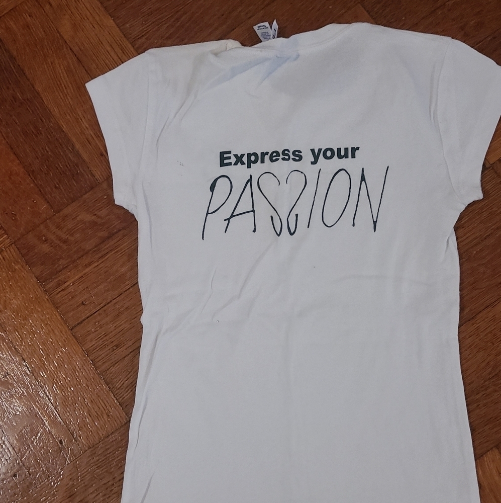 Shades of love express your passion white t shirt cap sleeves sz small  hp🔥🔥 - Picture 2 of 6